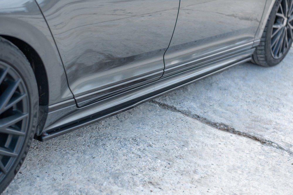 Sideskirts extensions VW passat B8 R-line