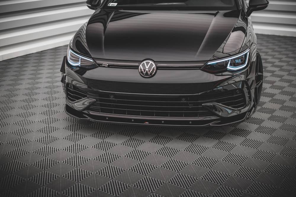 Front lip V4 VW Golf Mk8  R