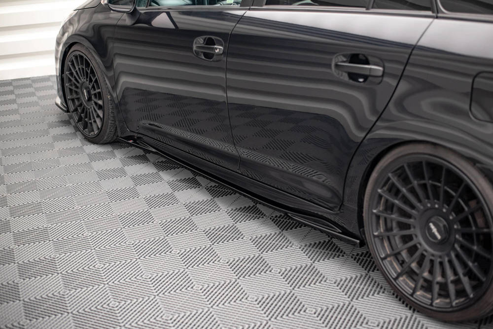 Sidokjol extra läpp  Toyota Avensis