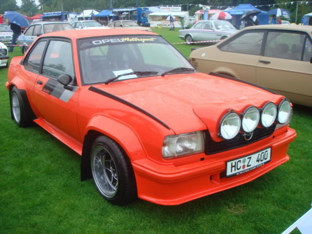 Ascona B skärmbreddare+ Sidokjolar