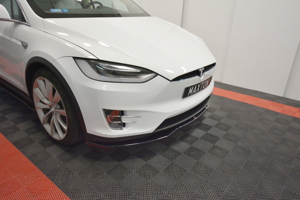 Front lip V2 Tesla model X