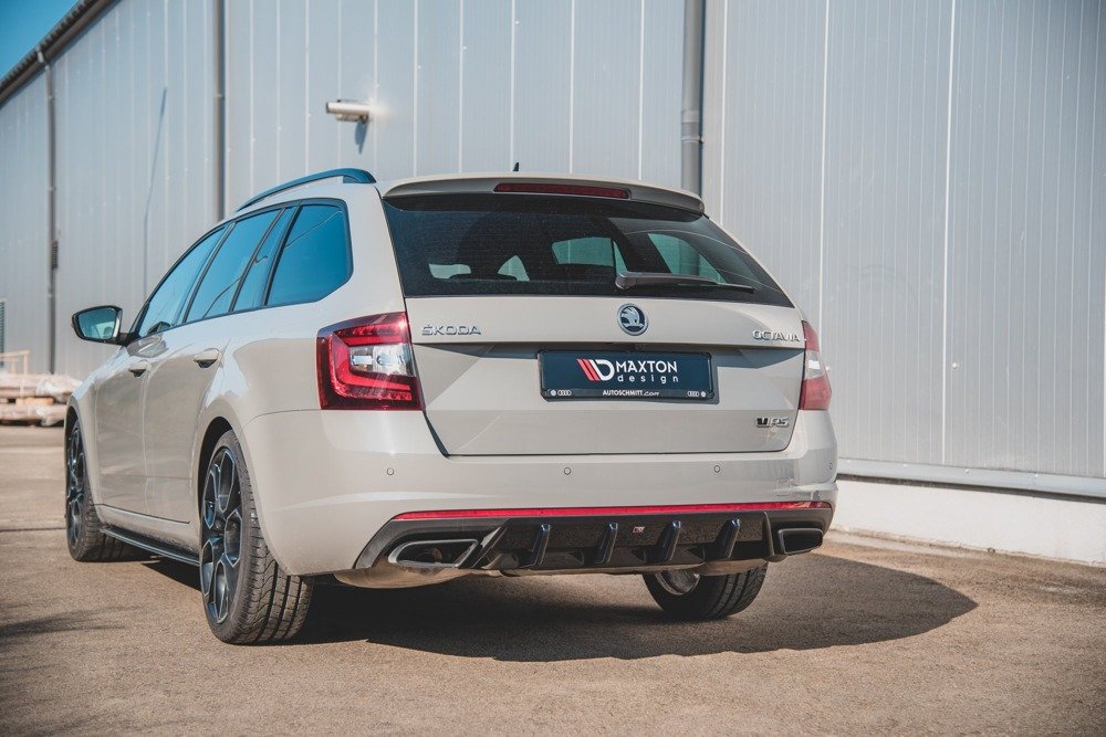Rear bumper center diffuser V2 Skoda octavia mk3 RS