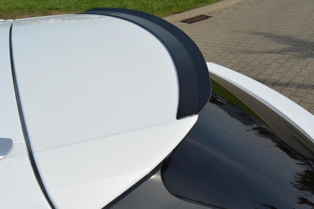 Lexus RX 2015-> Spoiler Cap