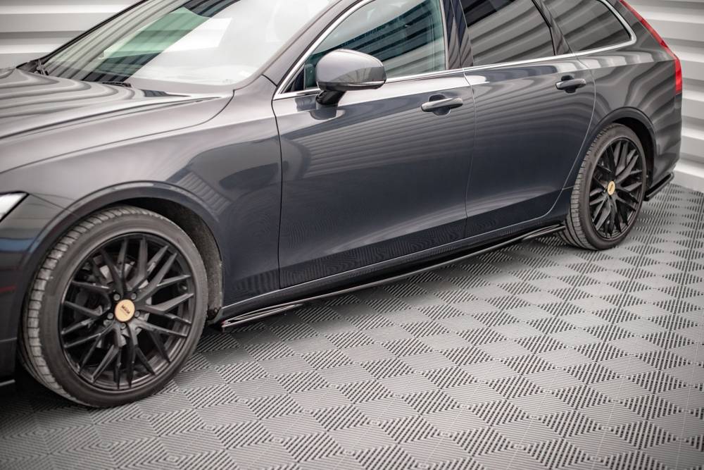 Sideskirts extensions Volvo V90